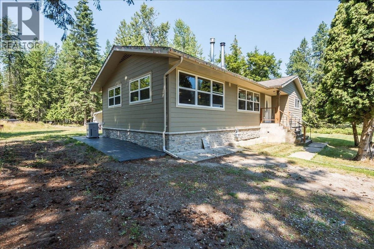 6010 Harrop-Procter Road, Nelson