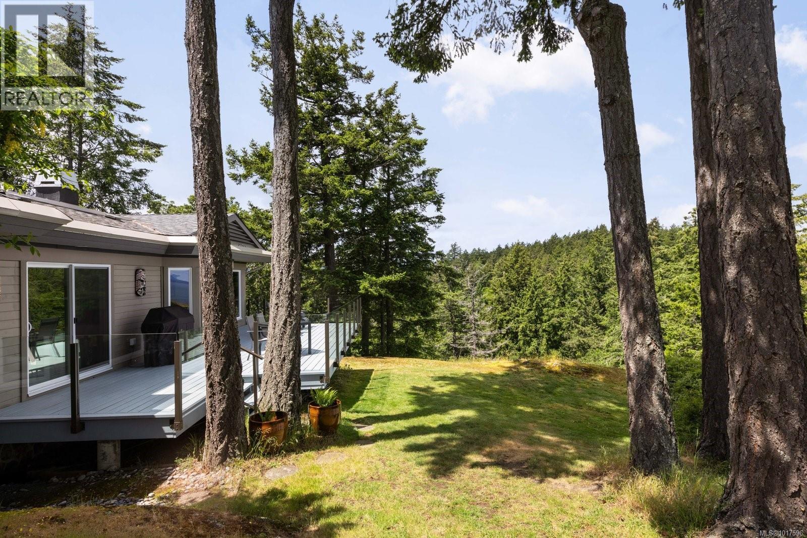 14 942 Boulderwood Rise, Saanich