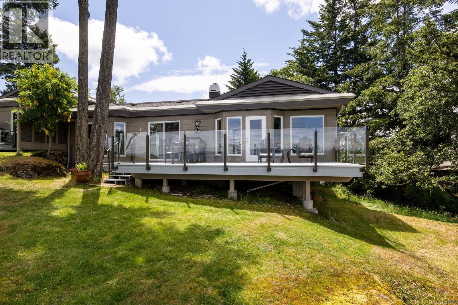 14 942 Boulderwood Rise, Saanich