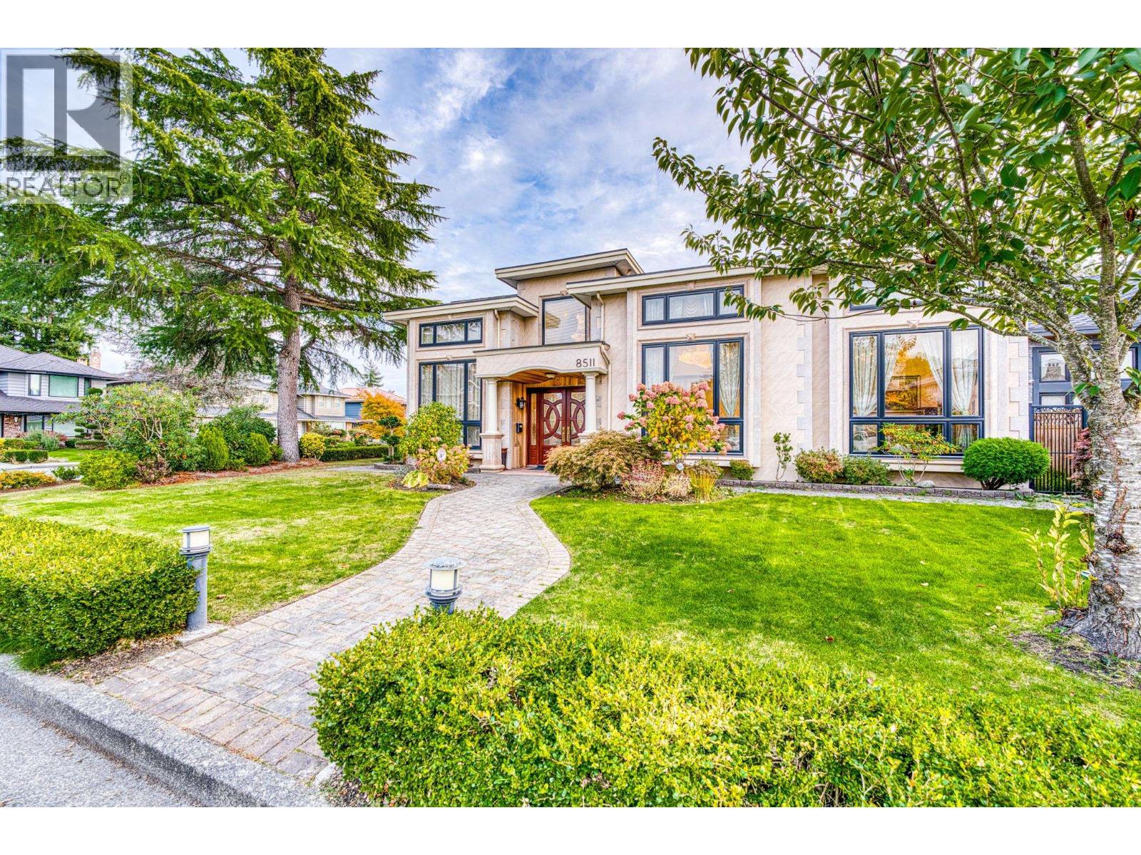 8511 SUNNYWOOD Drive, Richmond
