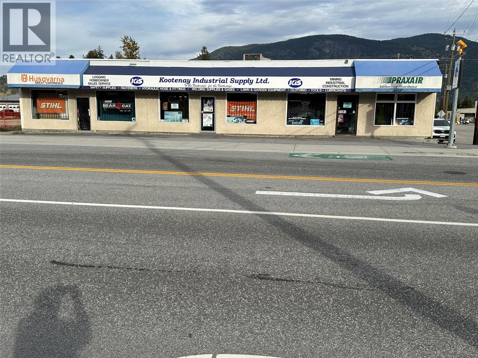 2181 Columbia Avenue, Castlegar