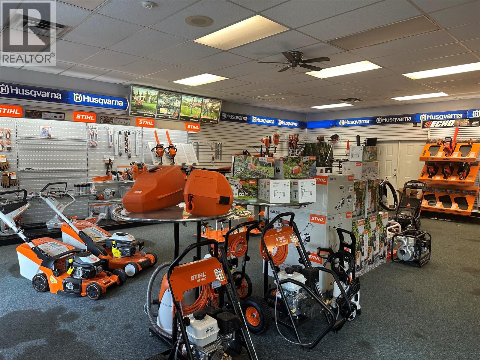 2181 Columbia Avenue, Castlegar