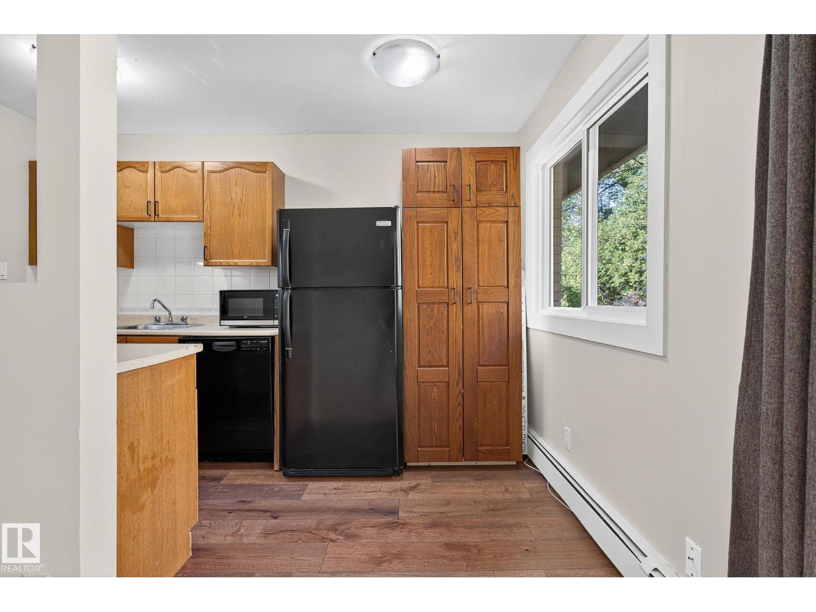 #301 10621 79 AV NW NW, Edmonton