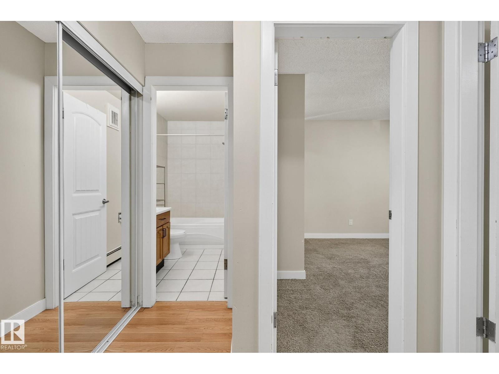 #301 10621 79 AV NW NW, Edmonton