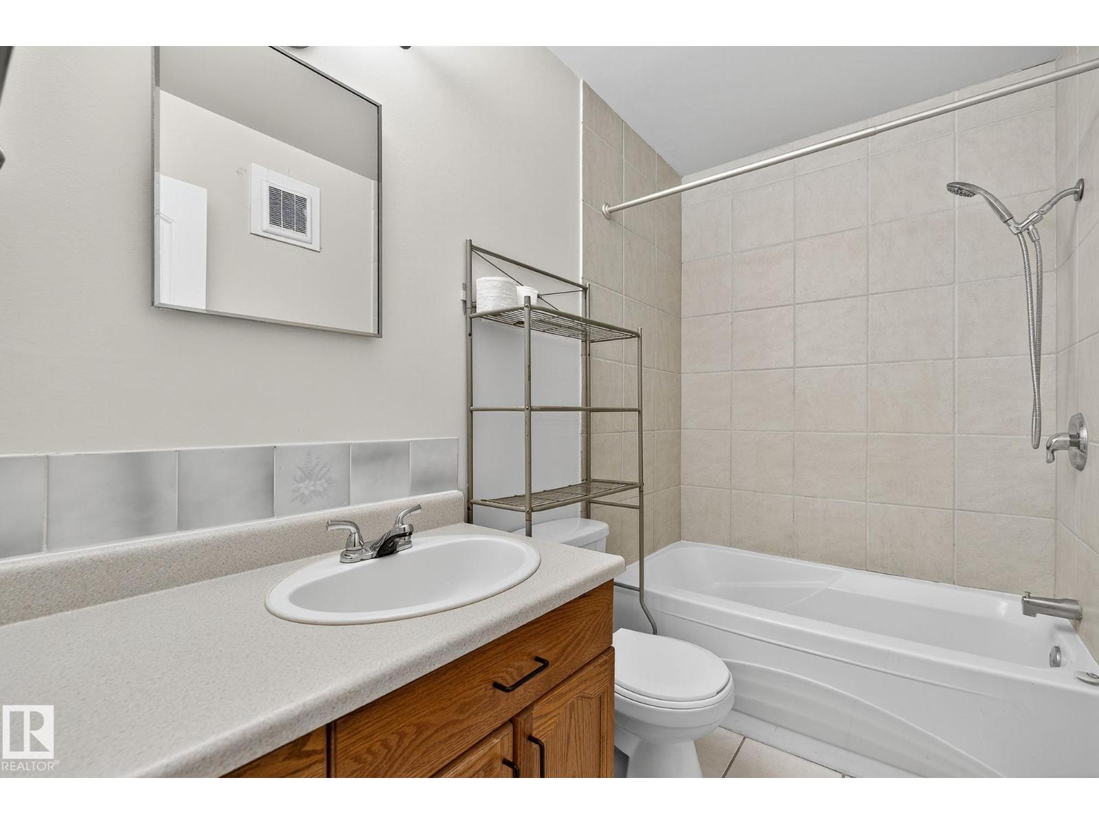 #301 10621 79 AV NW NW, Edmonton