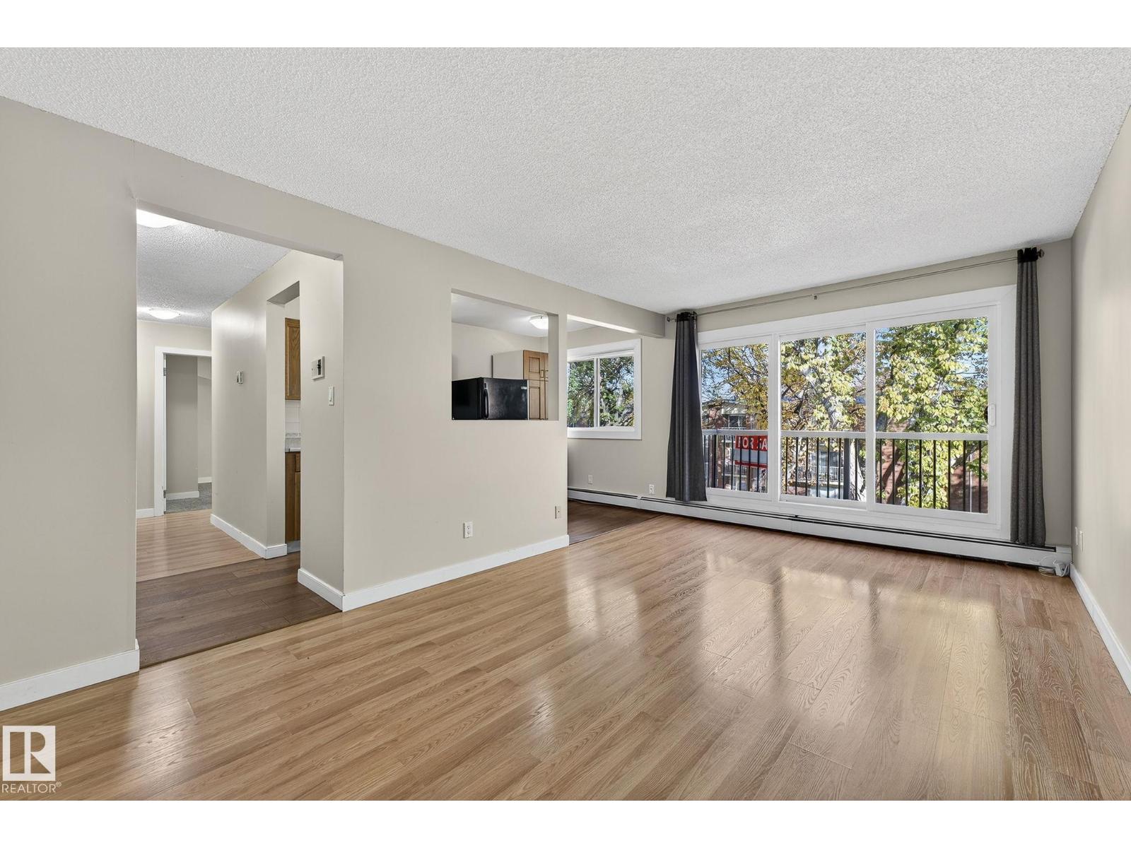 #301 10621 79 AV NW NW, Edmonton