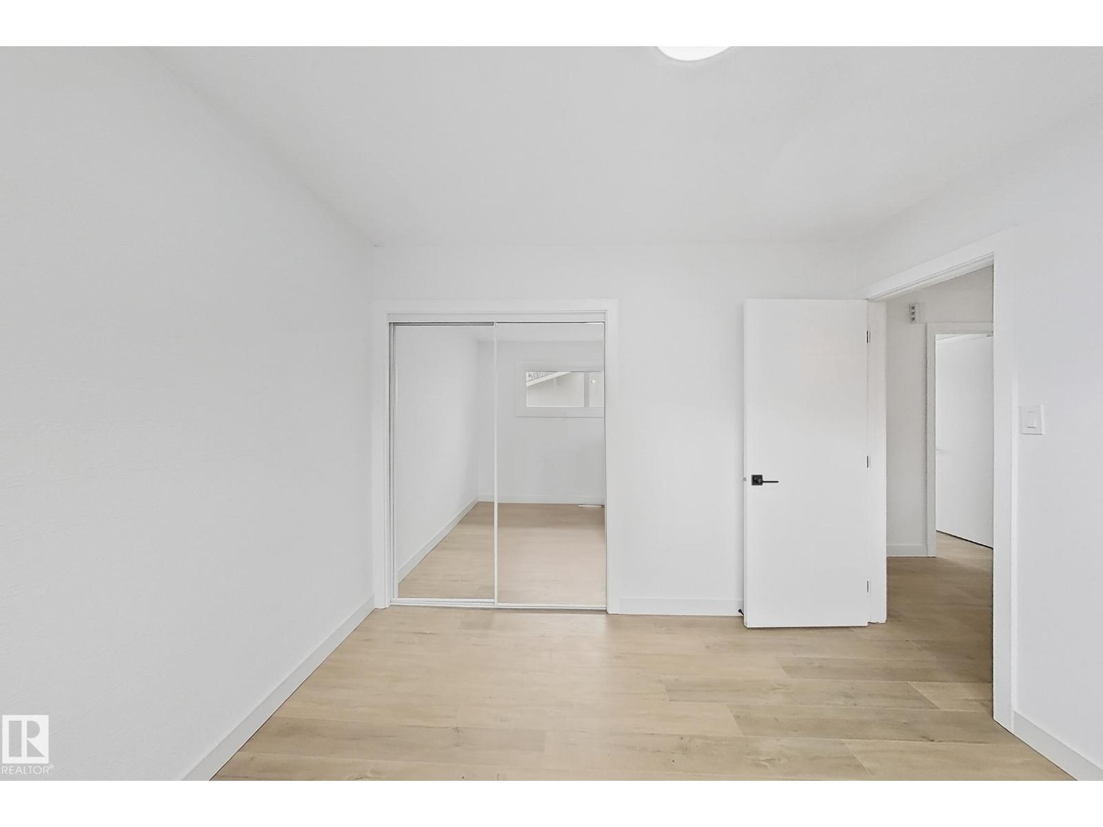 15911 108 AV NW, Edmonton