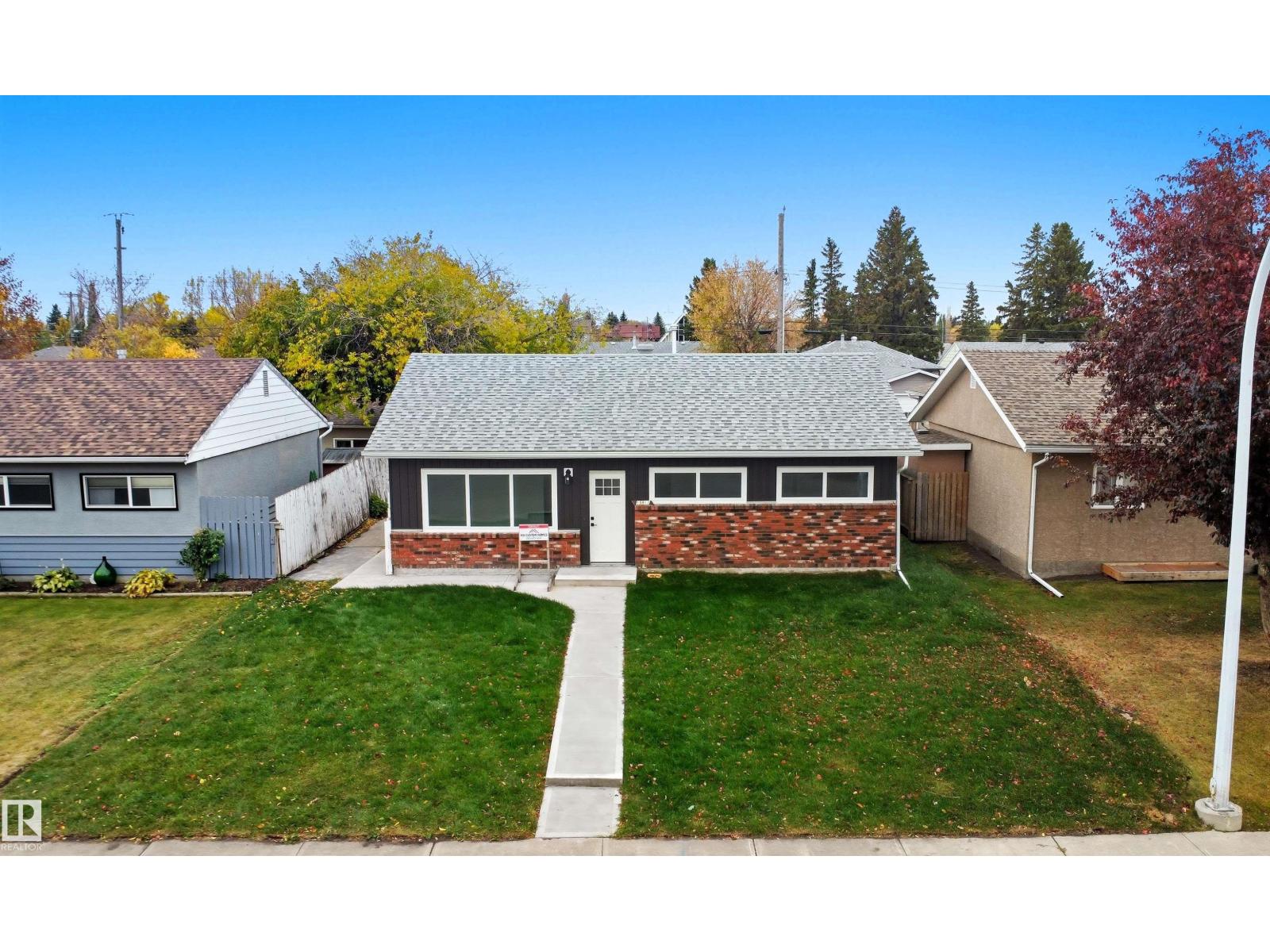 15911 108 AV NW, Edmonton