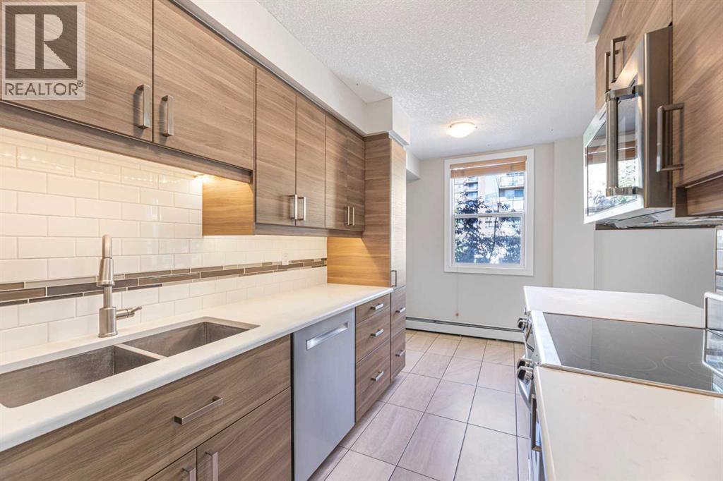 Single Family House for Sale in    Avenue SW Beltline Calgary 