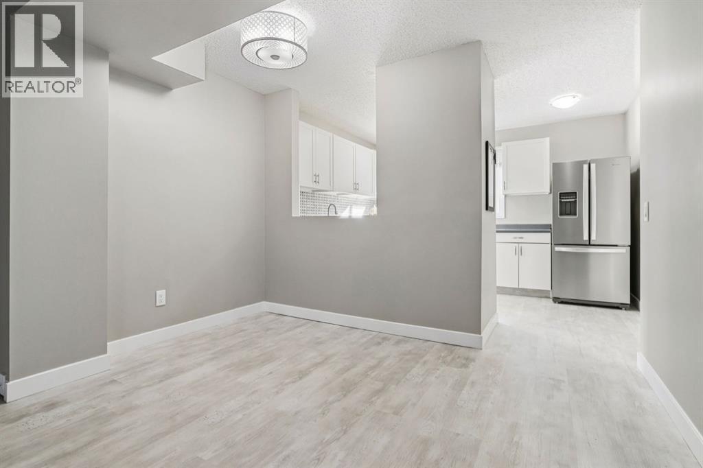 Multi-family House for Sale in    Avenue SW Glamorgan Calgary 