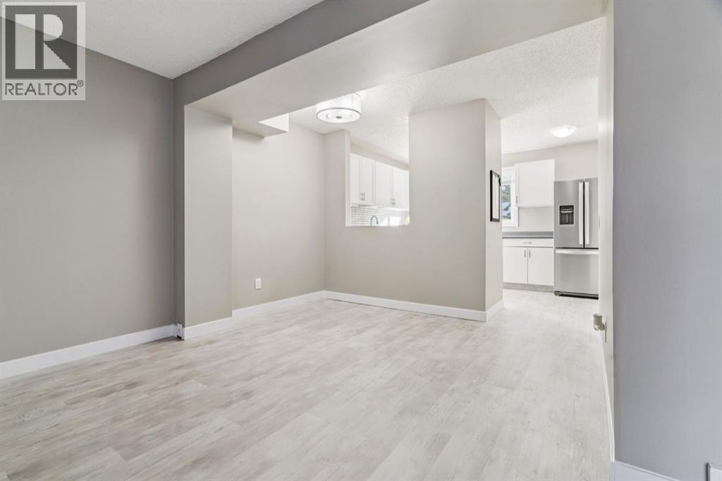 Multi-family House for Sale in    Avenue SW Glamorgan Calgary 
