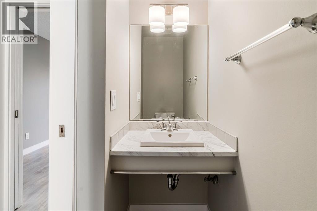 Multi-family House for Sale in    Avenue SW Glamorgan Calgary 
