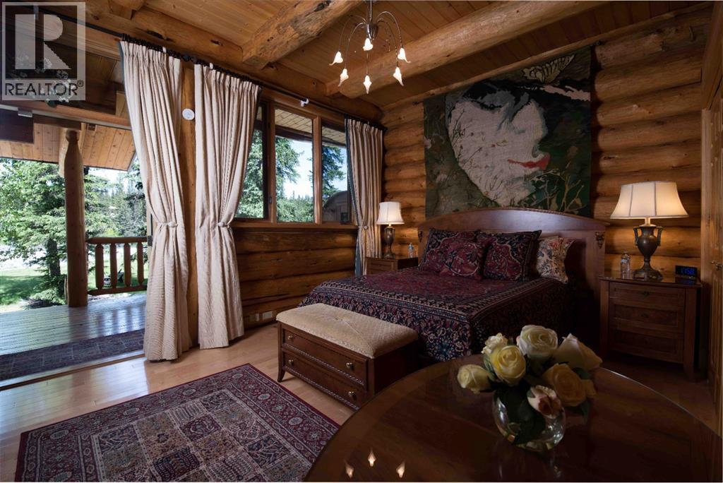 104 White Avenue, Bragg Creek