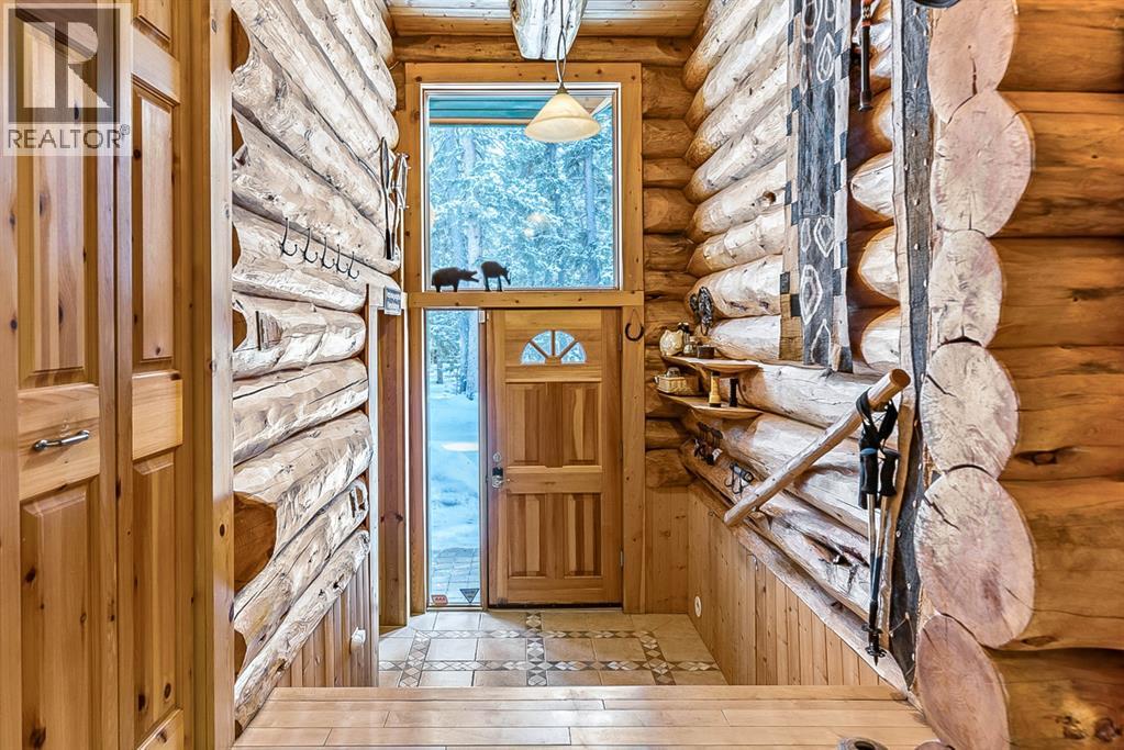 104 White Avenue, Bragg Creek