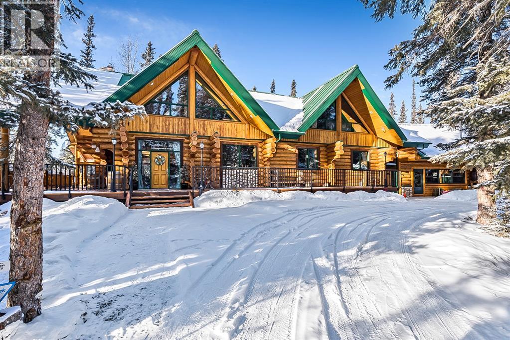 104 White Avenue, Bragg Creek