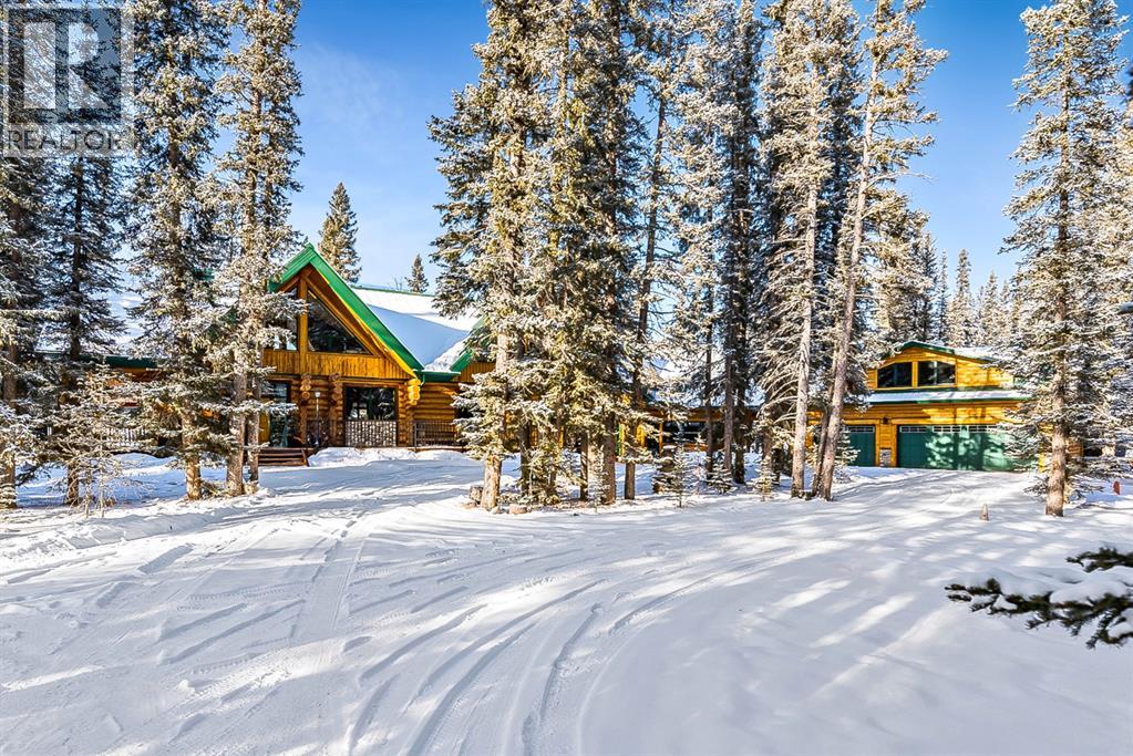 104 White Avenue, Bragg Creek