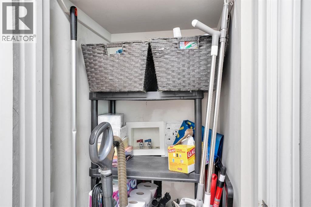 Single Family House Bungalow for Sale in  Northmount Drive NW Brentwood Calgary 