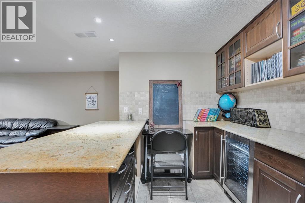 Single Family House Bungalow for Sale in  Northmount Drive NW Brentwood Calgary 