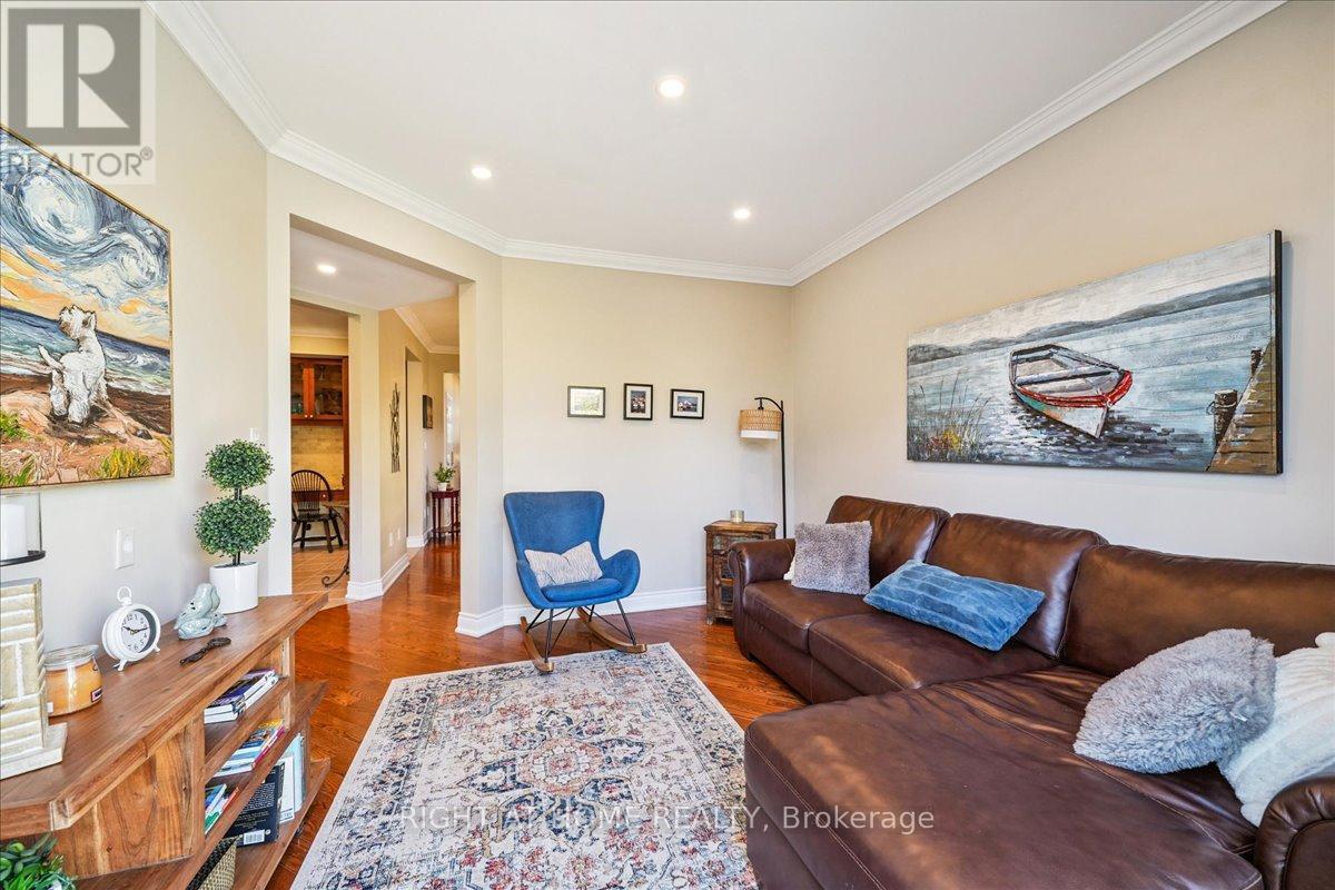 899 PICKERSGILL CRESCENT - 16