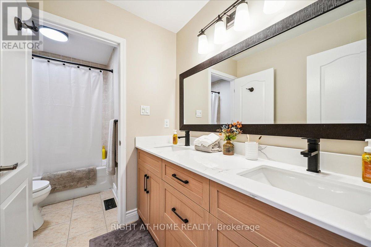 899 PICKERSGILL CRESCENT - 22