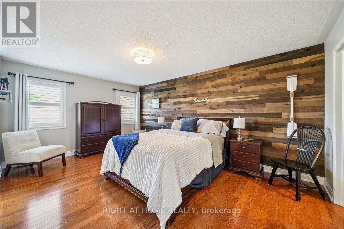 899 PICKERSGILL CRESCENT - 27