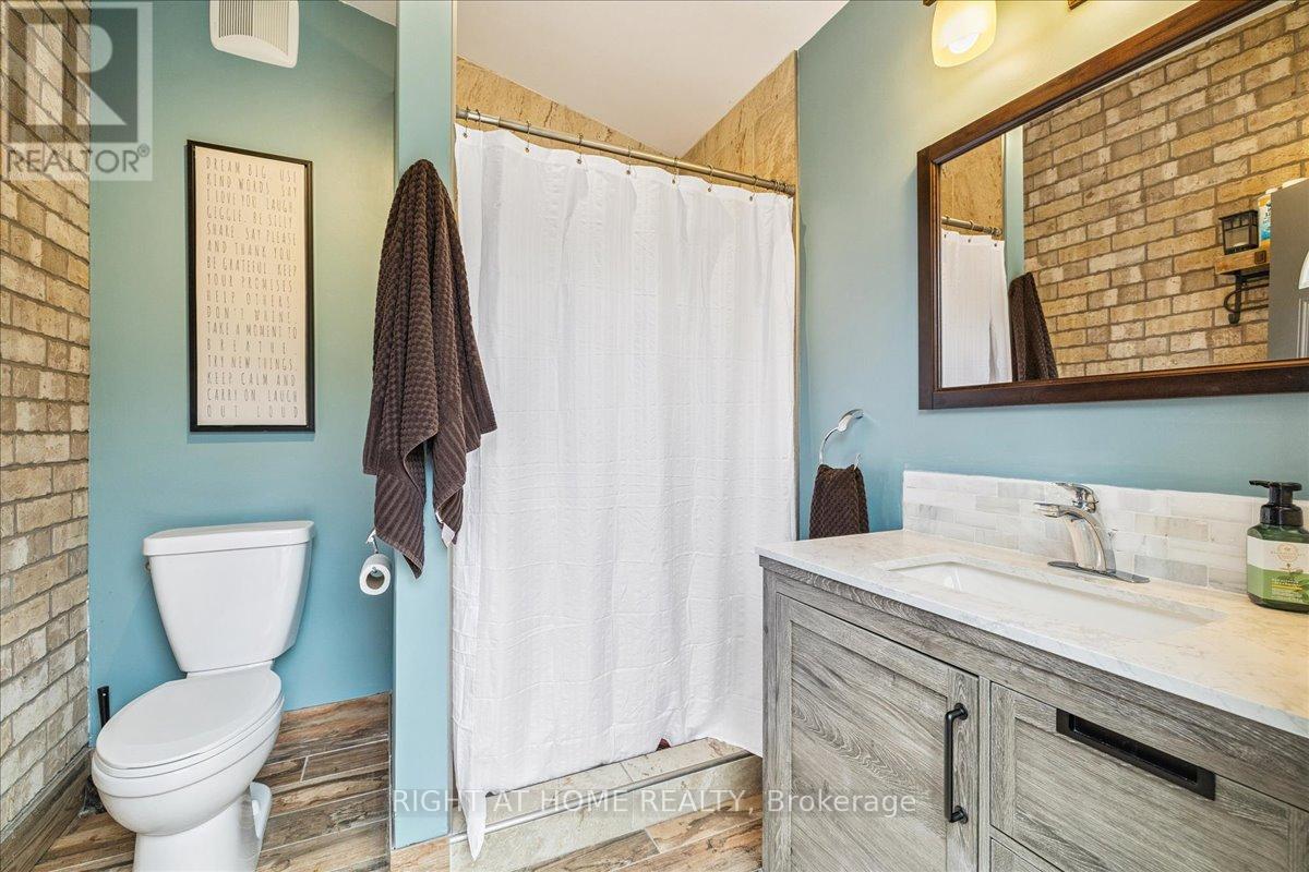 899 PICKERSGILL CRESCENT - 46