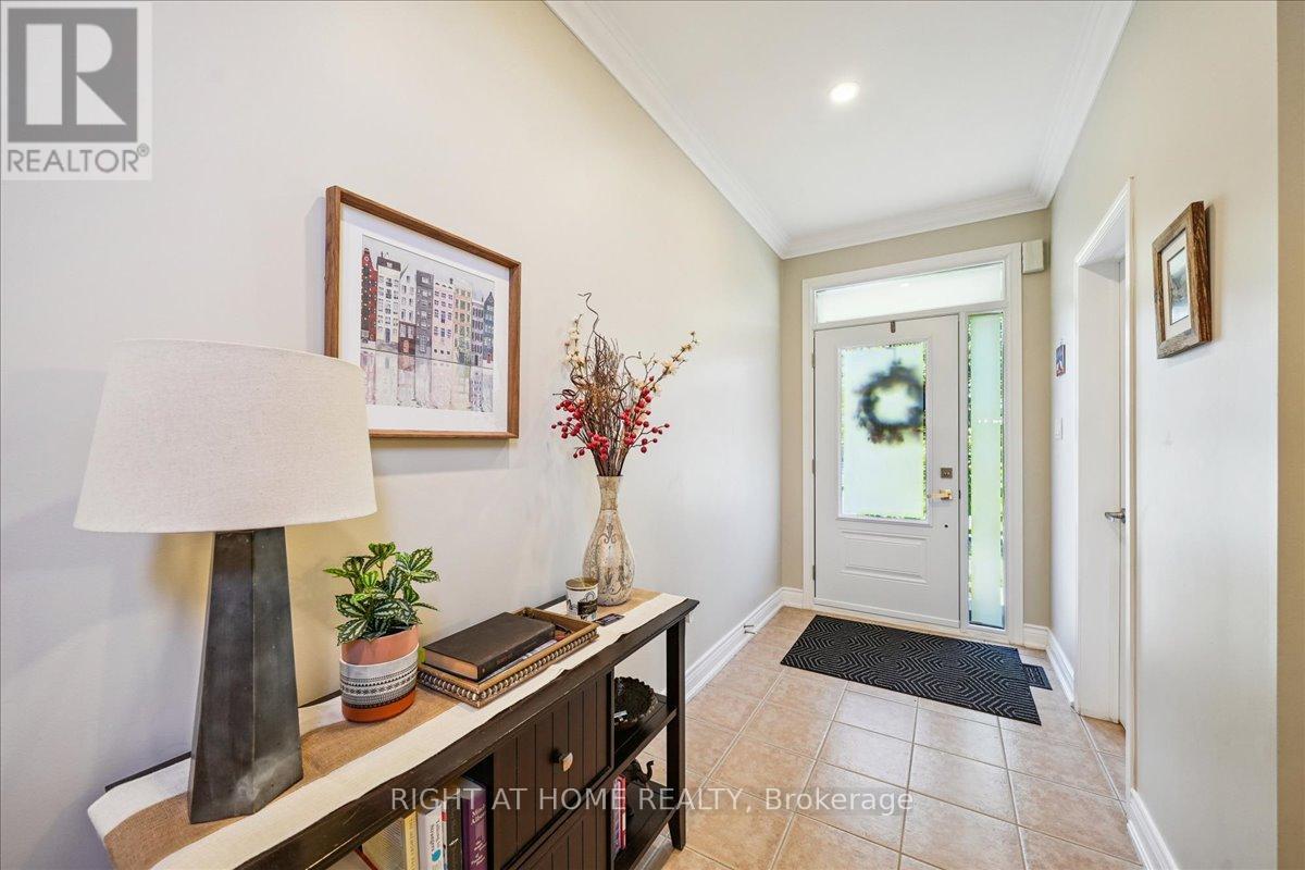 899 PICKERSGILL CRESCENT - 6