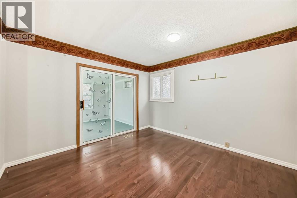 Single Family House Bungalow for Sale in   Street NE Mayland Heights Calgary 