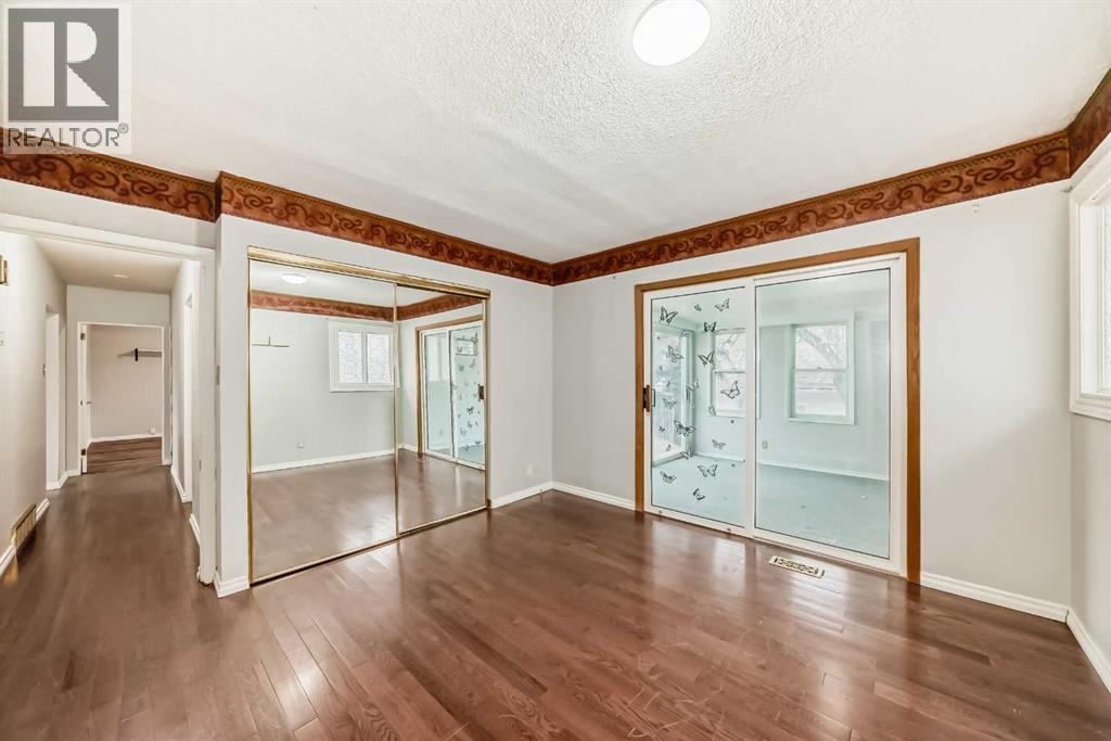 Single Family House Bungalow for Sale in   Street NE Mayland Heights Calgary 