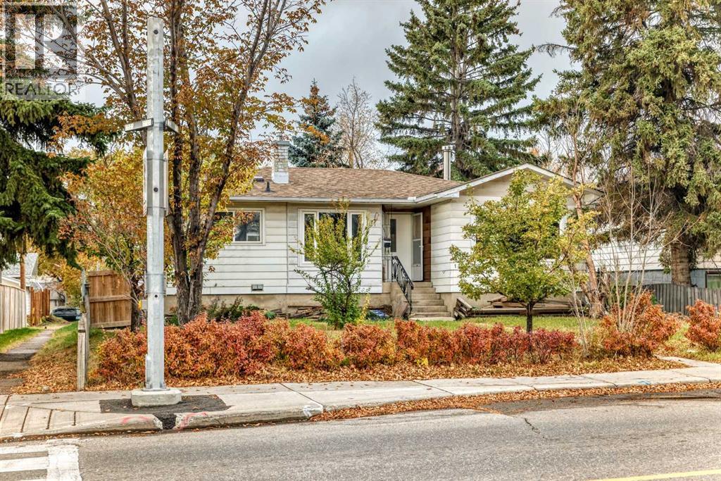Single Family House Bungalow for Sale in   Street NE Mayland Heights Calgary 