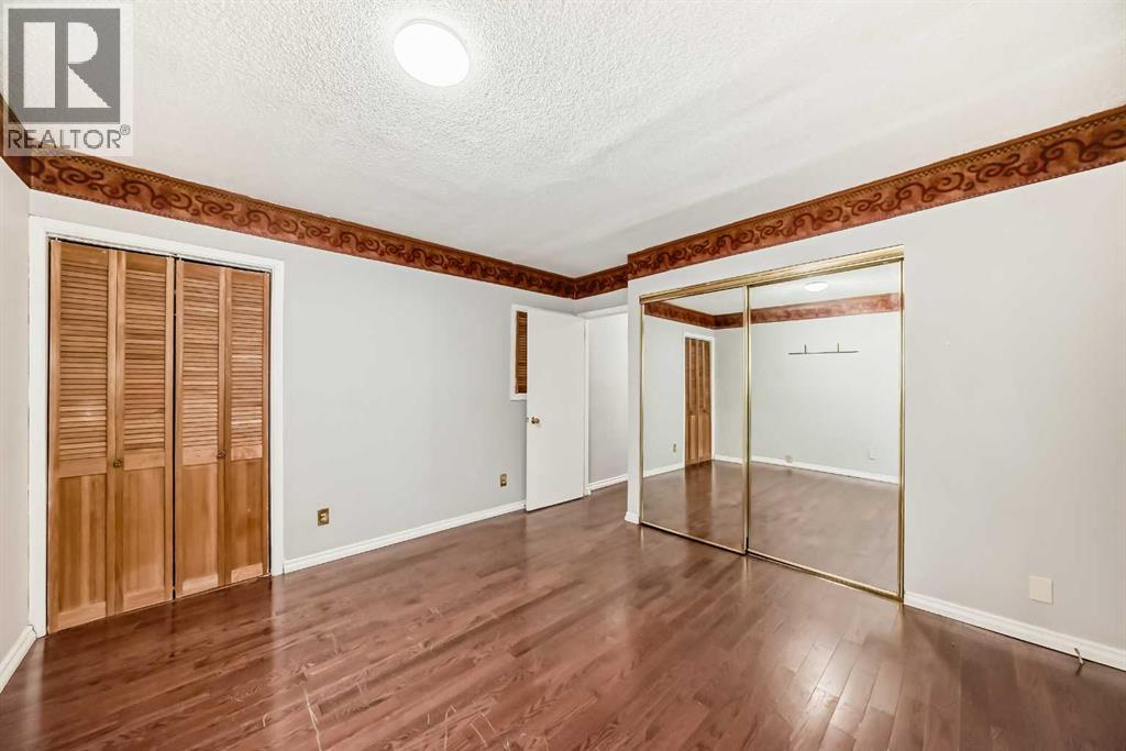 Single Family House Bungalow for Sale in   Street NE Mayland Heights Calgary 