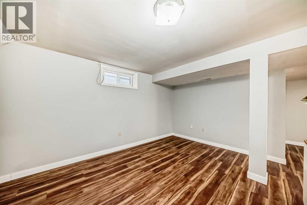 Single Family House Bungalow for Sale in   Street NE Mayland Heights Calgary 