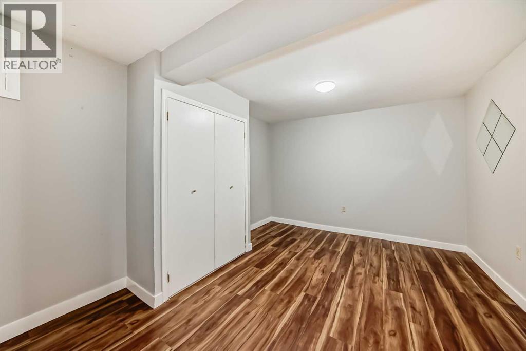 Single Family House Bungalow for Sale in   Street NE Mayland Heights Calgary 