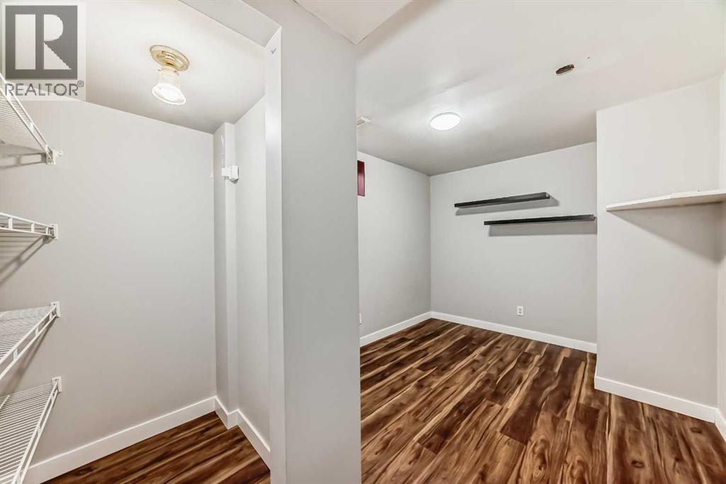 Single Family House Bungalow for Sale in   Street NE Mayland Heights Calgary 