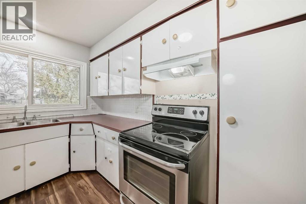 Single Family House Bungalow for Sale in   Street NE Mayland Heights Calgary 