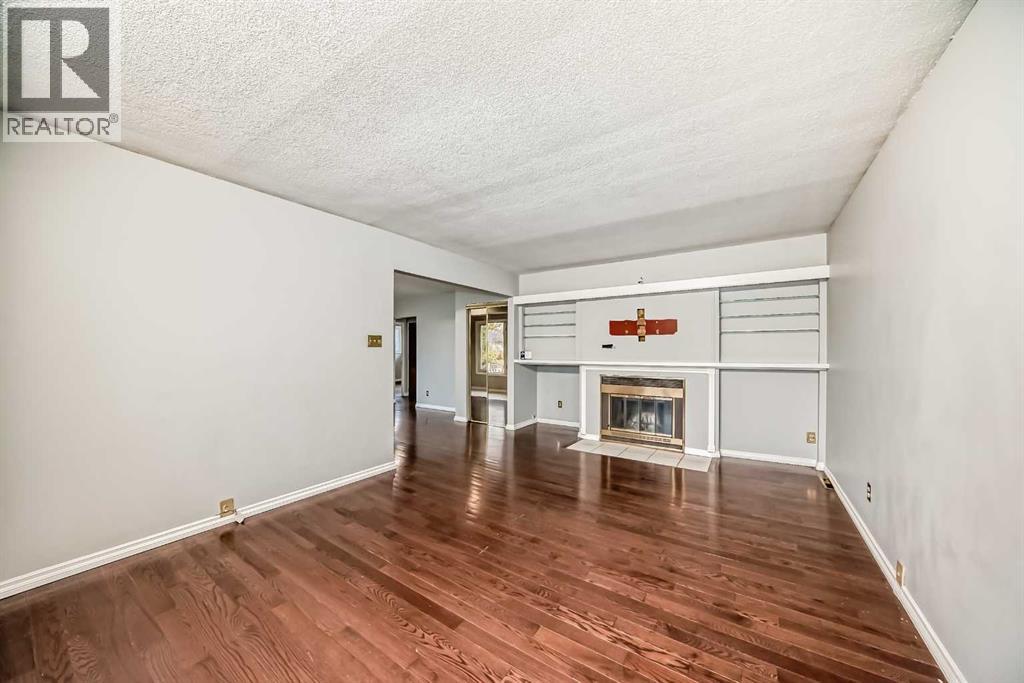 Single Family House Bungalow for Sale in   Street NE Mayland Heights Calgary 