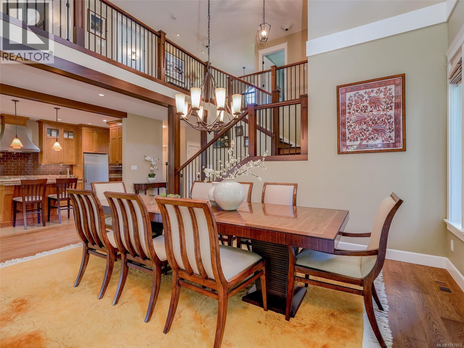  3215 Henderson Road, Oak Bay