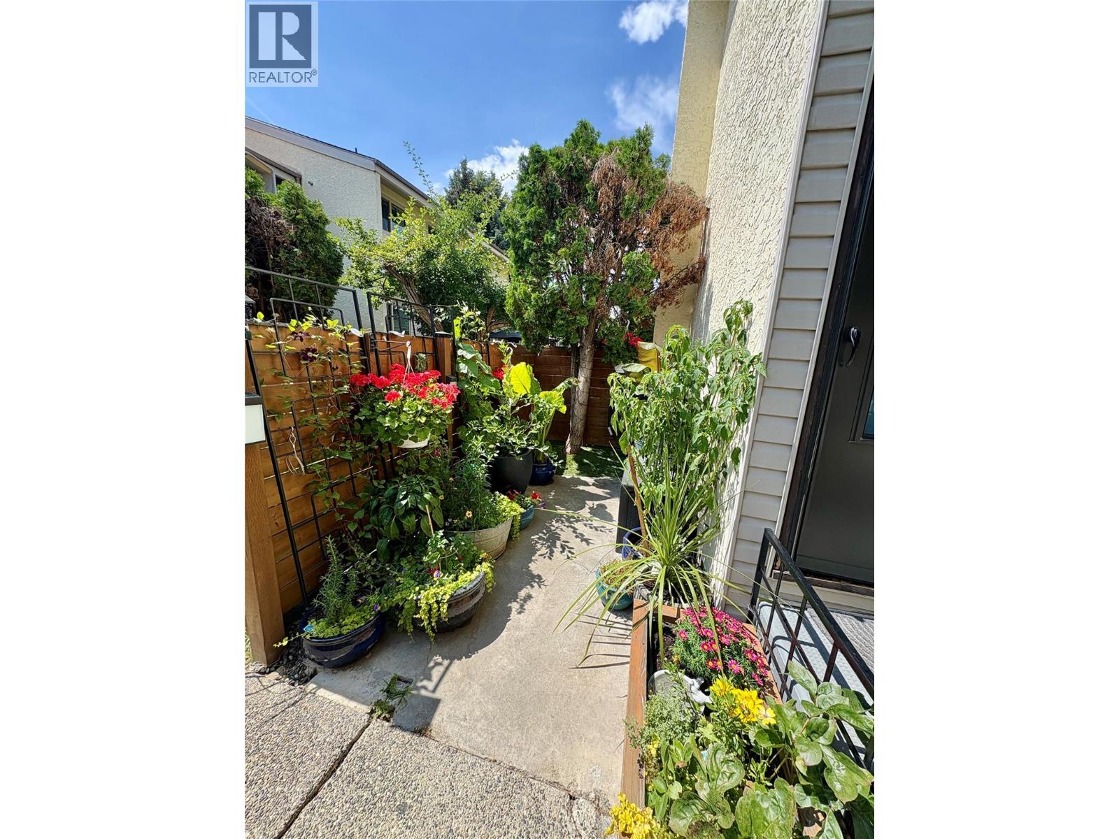 205 315 Primrose Road, Kelowna