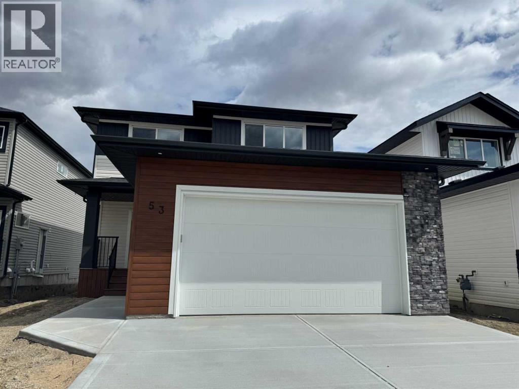 Single Family House for Sale in  Emmett Crescent Evergreen Red Deer 