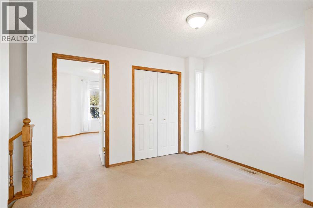 Single Family House for Sale in  Mt Douglas Manor SE McKenzie Lake Calgary 
