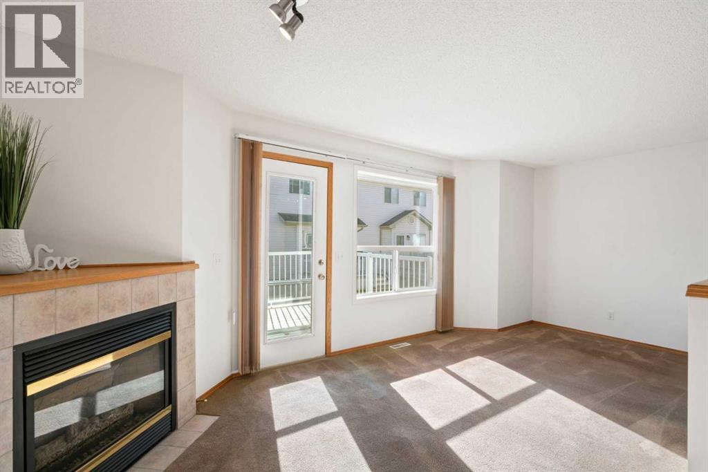 Single Family House for Sale in  Mt Douglas Manor SE McKenzie Lake Calgary 