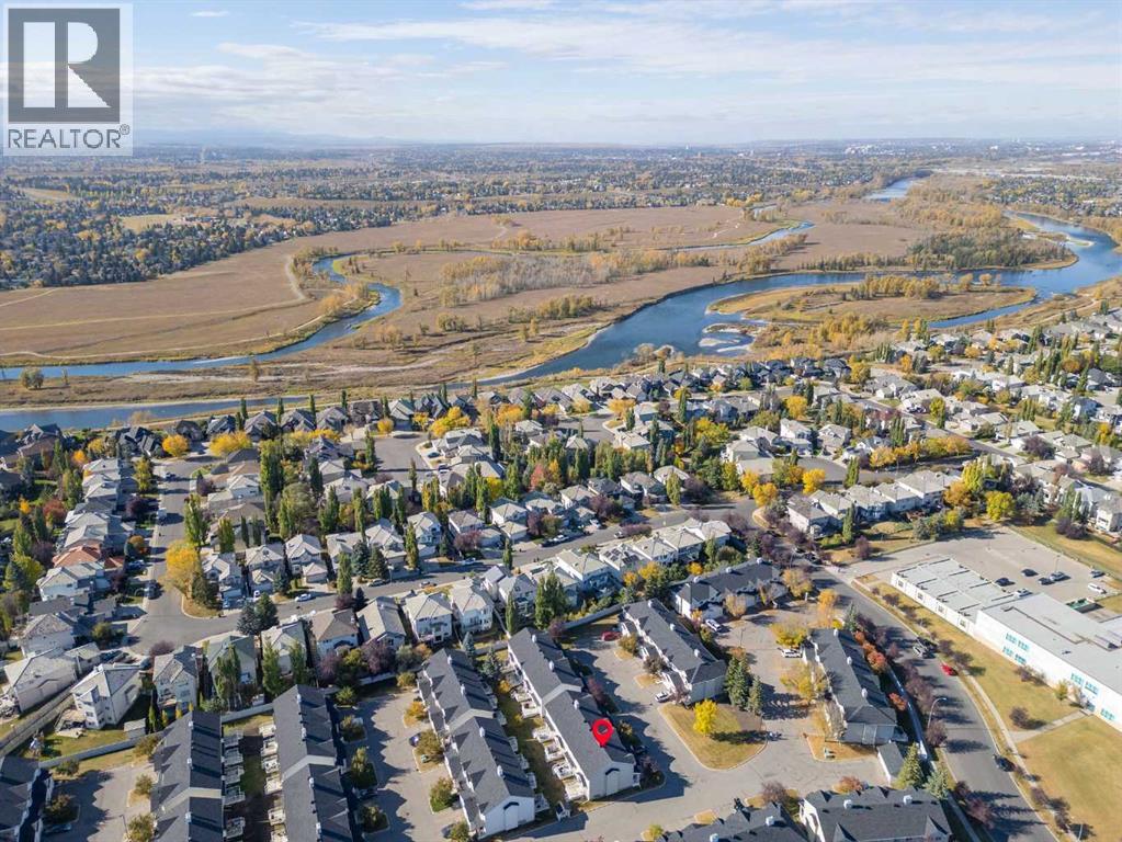 Single Family House for Sale in  Mt Douglas Manor SE McKenzie Lake Calgary 