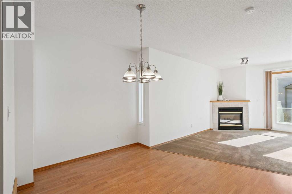 Single Family House for Sale in  Mt Douglas Manor SE McKenzie Lake Calgary 