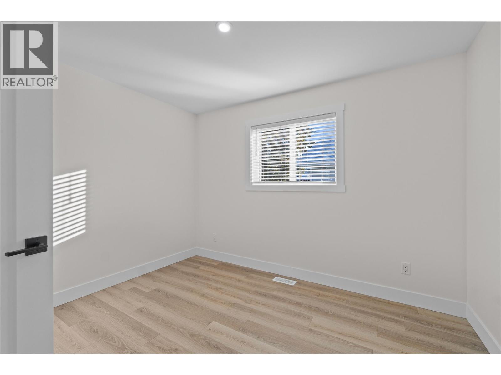  730 Elderberry Walk, Sicamous