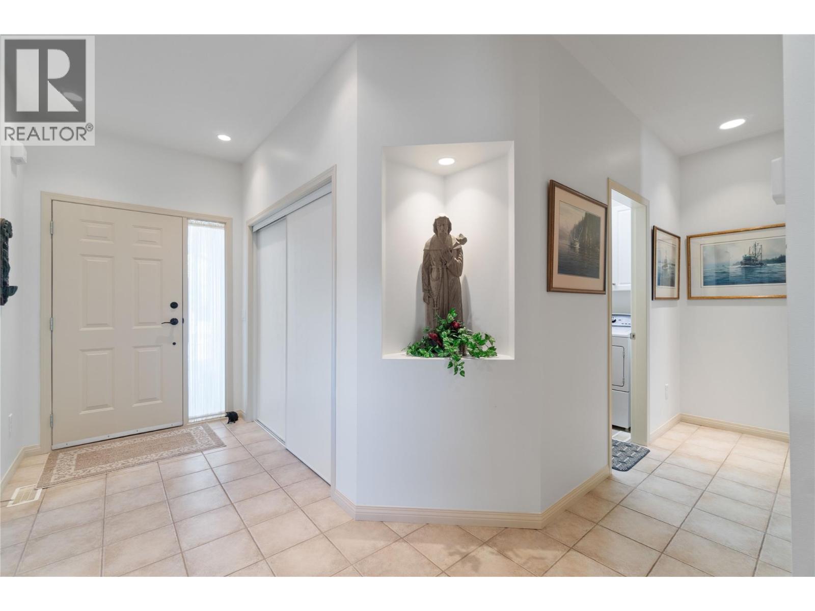 434 665 Cook Road, Kelowna