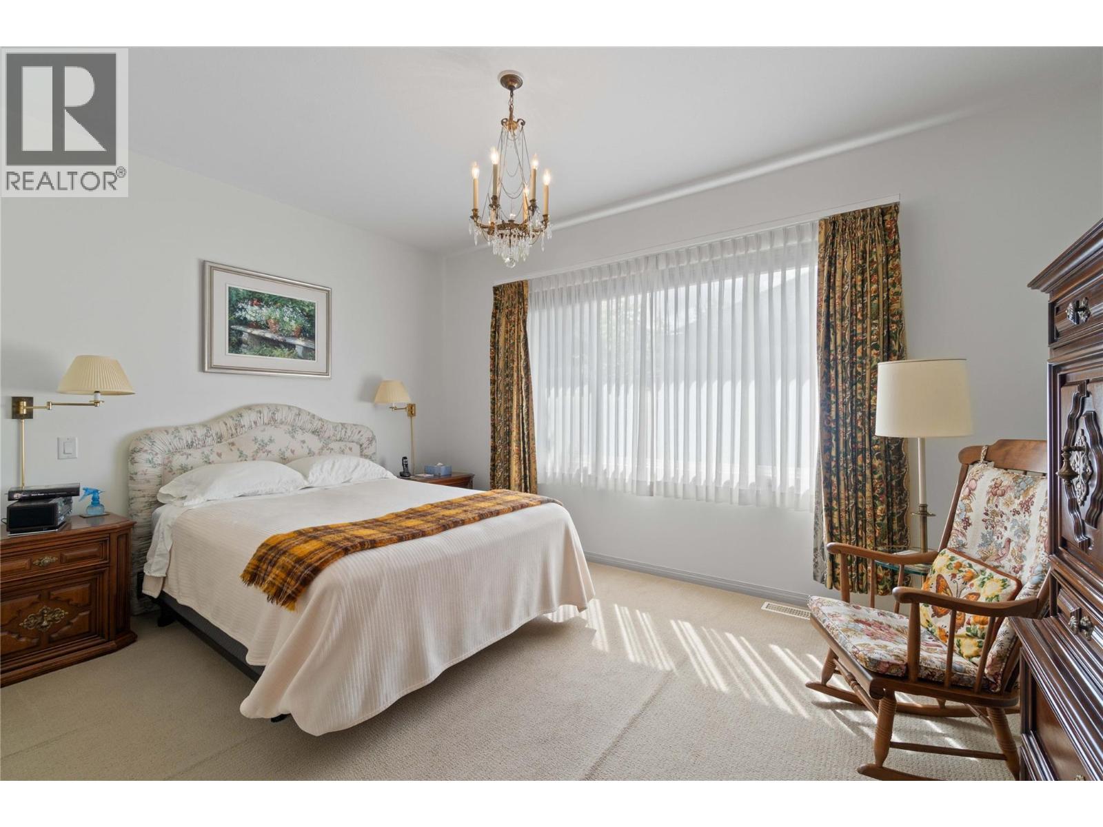 434 665 Cook Road, Kelowna