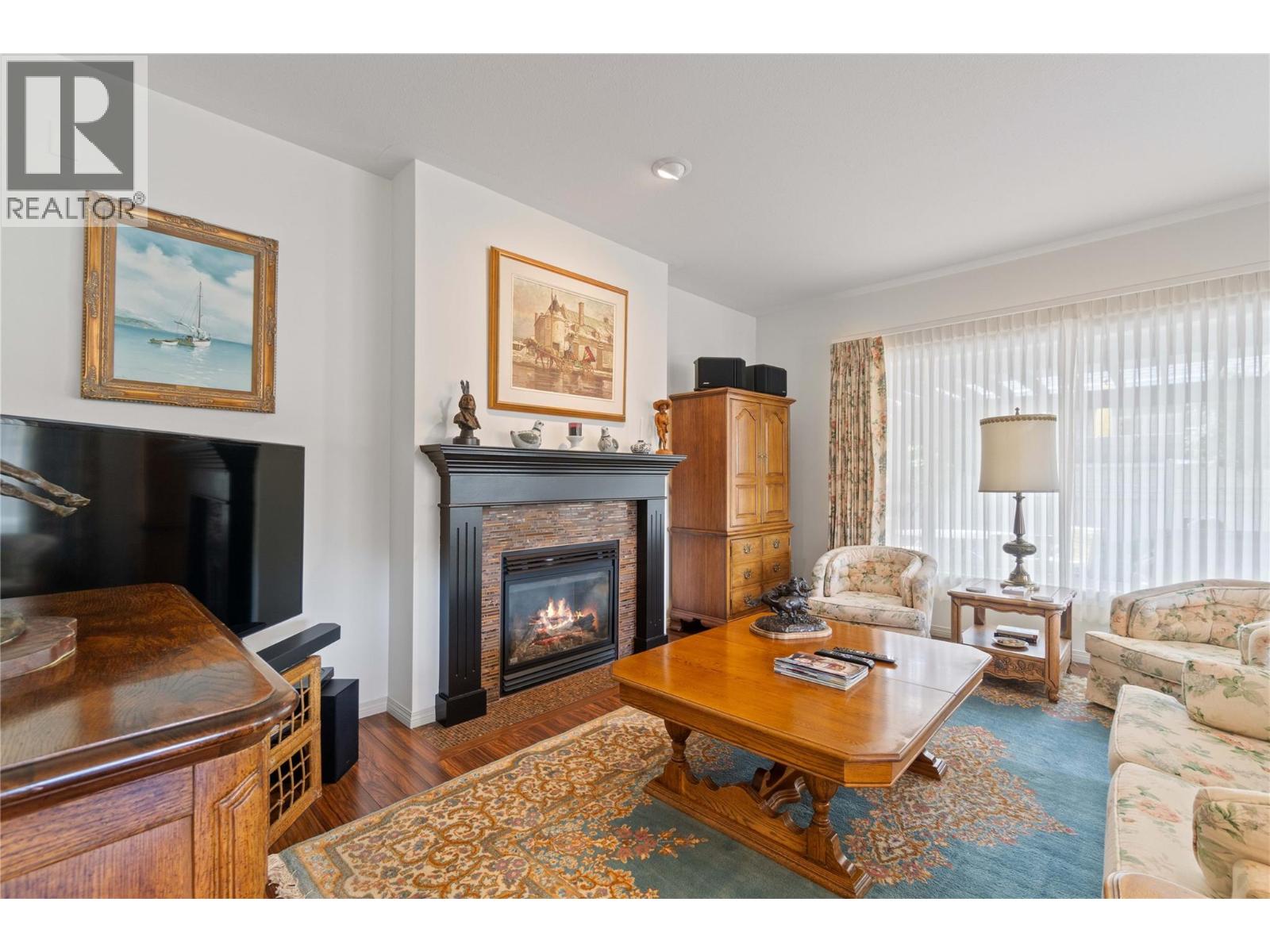 434 665 Cook Road, Kelowna