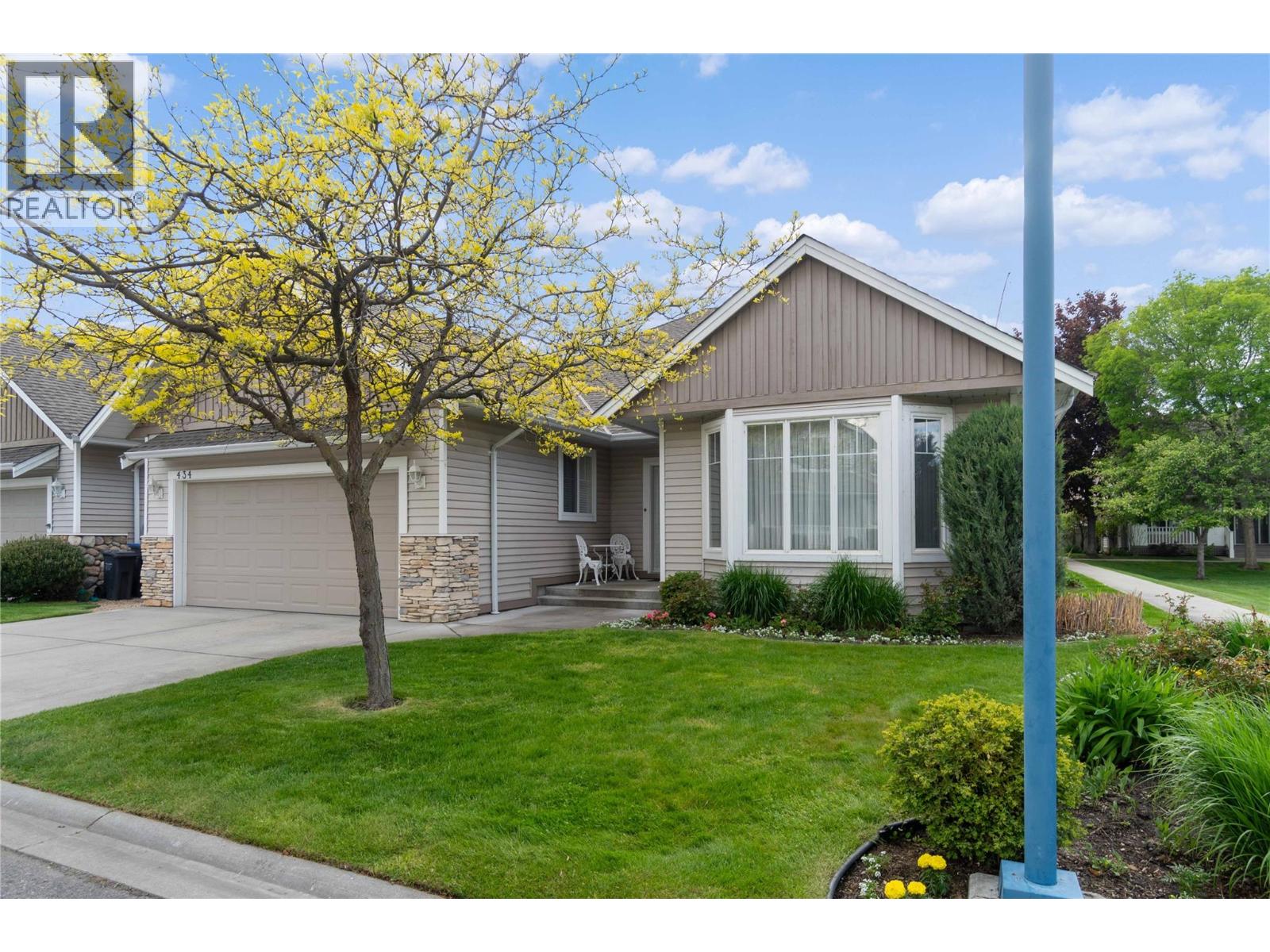 434 665 Cook Road, Kelowna