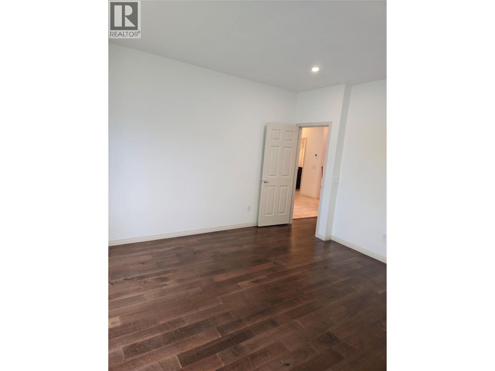 434 665 Cook Road, Kelowna