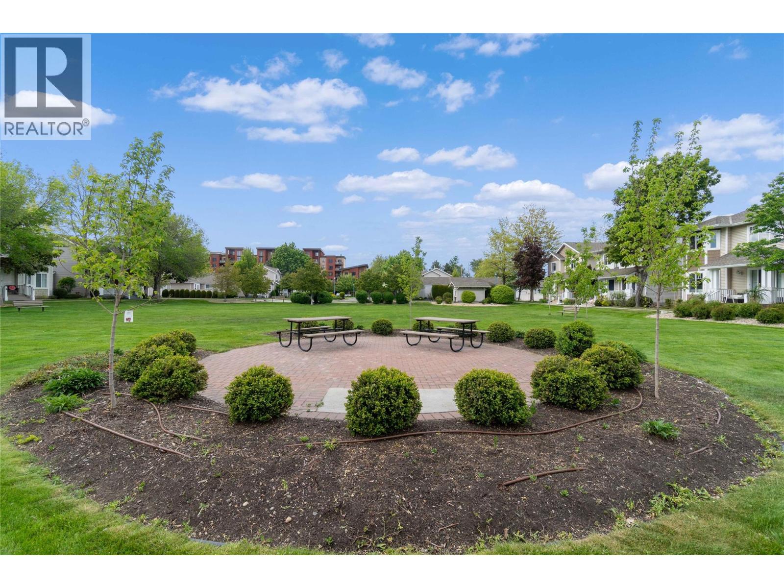 434 665 Cook Road, Kelowna